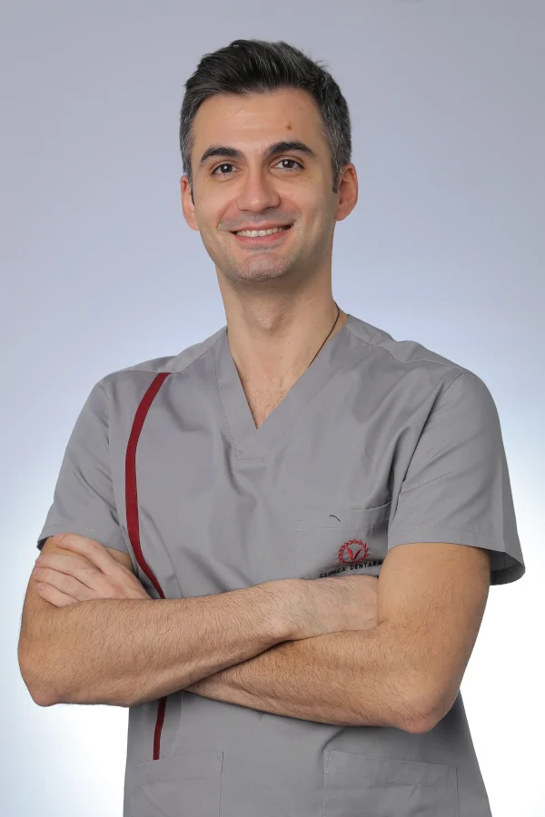 Dr. Mihai Mihăilescu medic specialist ortodont
